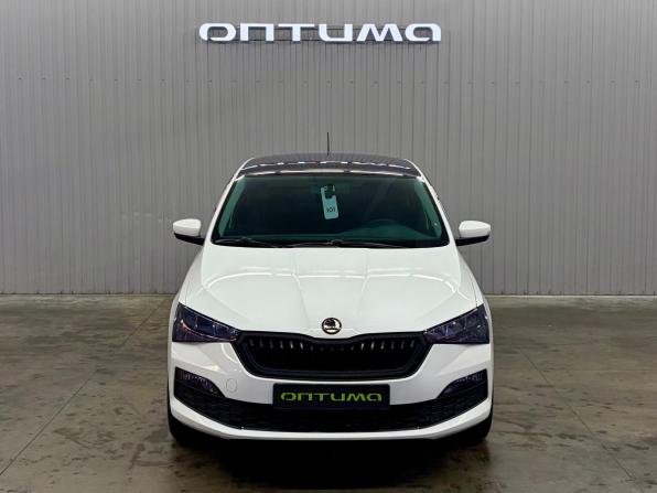 Skoda Rapid II с пробегом 2020 года, цена 1 357 000 рублей, 160234 км, лифтбек, Автокод Объявления