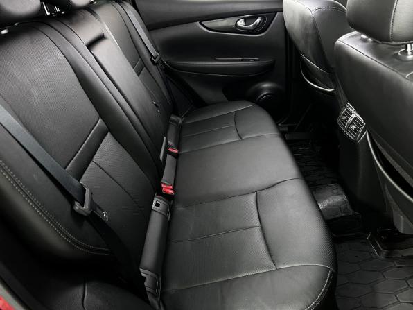 Nissan Qashqai II с пробегом 2018 года, цена 1 650 000 рублей, 160161 км, внедорожник, Автокод Объявления