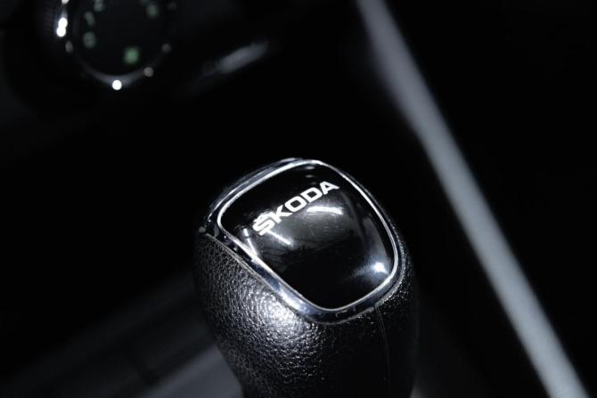 Skoda Octavia III (A7) Рестайлинг с пробегом 2020 года, цена 1 449 000 рублей, 191906 км, лифтбек, Автокод Объявления