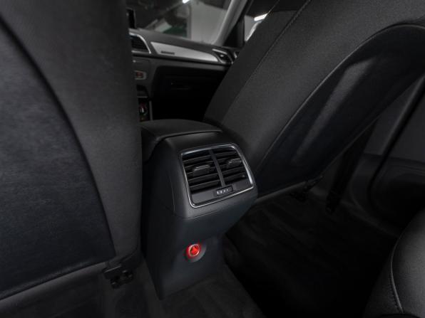 Audi Q3 I (8U) Рестайлинг с пробегом 2015 года, цена 1 740 000 рублей, 119385 км, внедорожник, Автокод Объявления