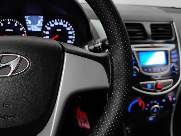 Hyundai Solaris I с пробегом 2011 года, цена 660 000 рублей, 91251 км, седан, Автокод Объявления