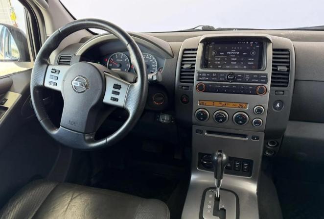 Nissan Pathfinder III с пробегом 2006 года, цена 1 125 000 рублей, 238945 км, внедорожник, Автокод Объявления
