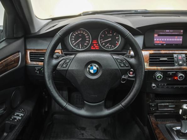 BMW 5 серии V (E60/E61) Рестайлинг с пробегом 2008 года, цена 1 389 000 рублей, 409758 км, седан, Автокод Объявления