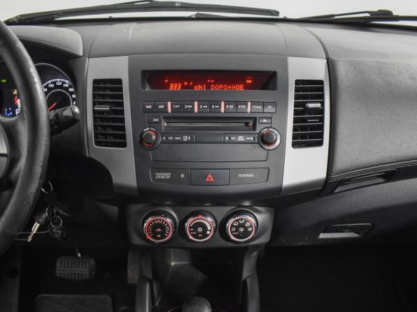 Mitsubishi Outlander II Рестайлинг с пробегом 2011 года, цена 754 000 рублей, 296186 км, внедорожник, Автокод Объявления