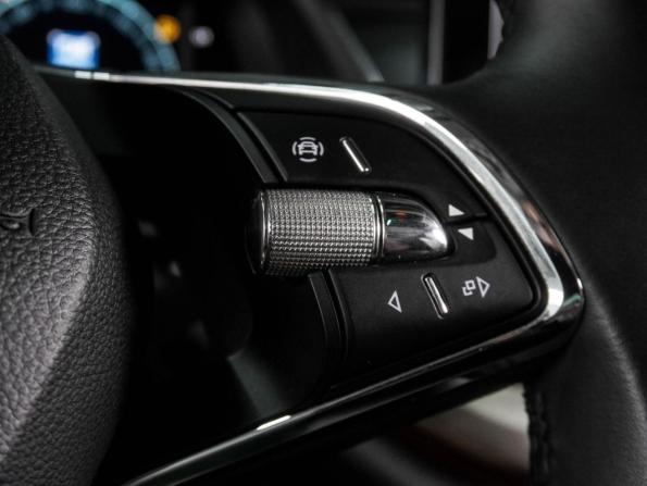 Skoda Octavia IV (A8) с пробегом 2023 года, цена 2 299 000 рублей, 130463 км, лифтбек, Автокод Объявления