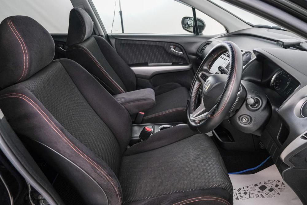 Honda Stream II Рестайлинг Красноярск  - изображение 8