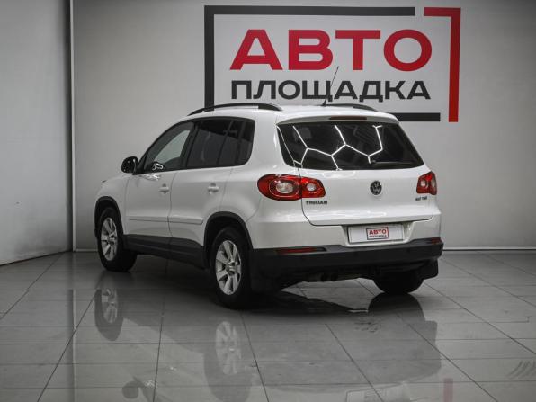Volkswagen Tiguan I с пробегом 2010 года, цена 999 000 рублей, 263761 км, внедорожник, Автокод Объявления