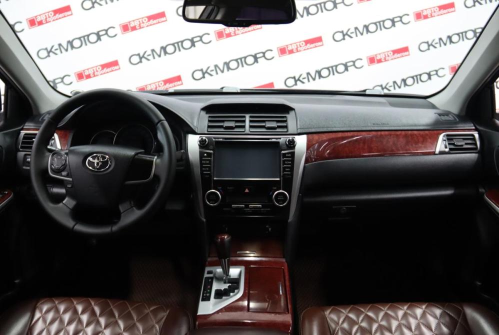 Toyota Camry VII (XV50) Сургут  - изображение 8