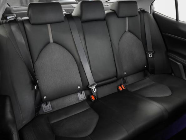 Toyota Camry VIII (XV70) Рестайлинг с пробегом 2021 года, цена 1 639 000 рублей, 239000 км, седан, Автокод Объявления
