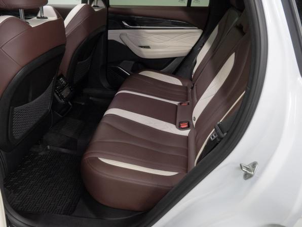 Geely Monjaro I с пробегом 2022 года, цена 2 870 000 рублей, 109033 км, внедорожник, Автокод Объявления