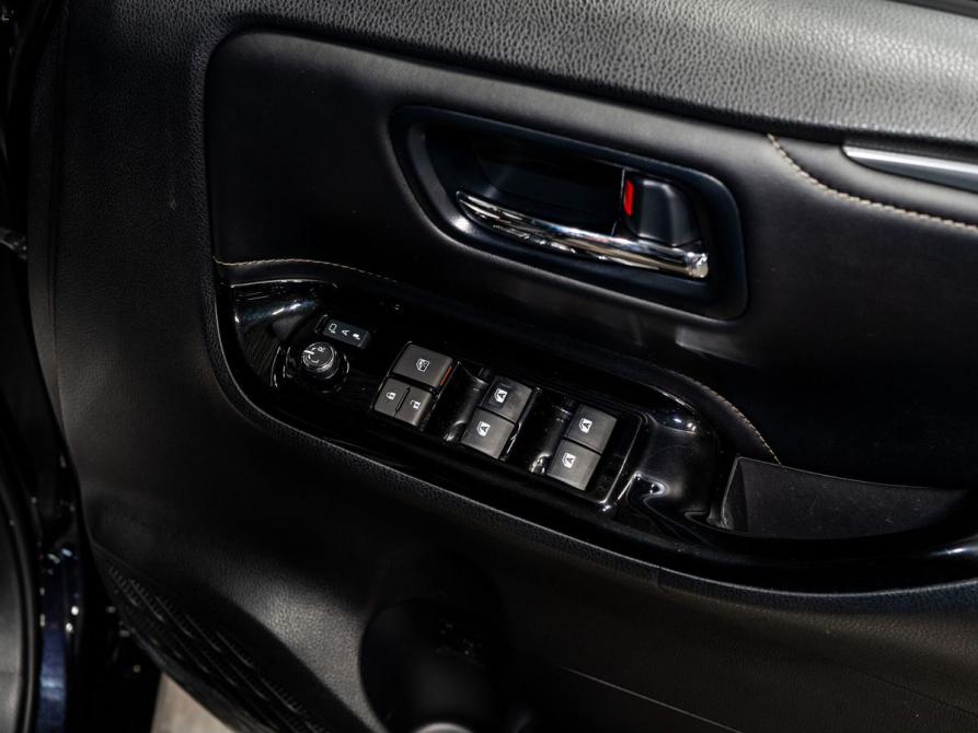 Toyota Esquire I Рестайлинг Чита  - изображение 16
