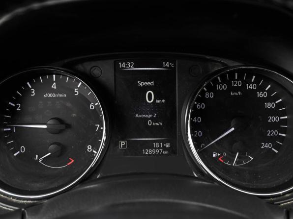 Nissan Qashqai II с пробегом 2017 года, цена 1 599 000 рублей, 128997 км, внедорожник, Автокод Объявления