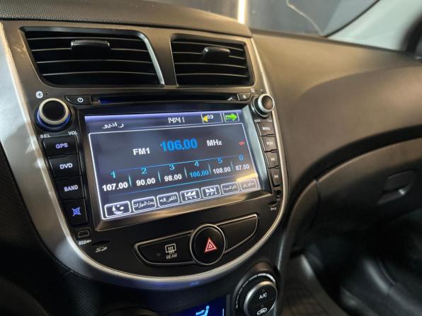 Hyundai Solaris I Рестайлинг с пробегом 2016 года, цена 885 000 рублей, 224341 км, седан, Автокод Объявления