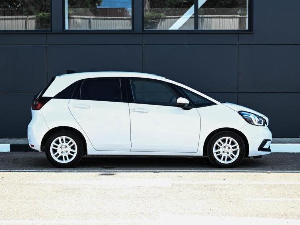 Honda Fit IV с пробегом 2022 года, цена 1 539 000 рублей, 52233 км, хэтчбек, Автокод Объявления