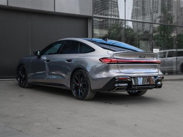 Audi A5 III (B10) с пробегом 2025 года, цена 5 650 000 рублей, 7000 км, лифтбек, Автокод Объявления