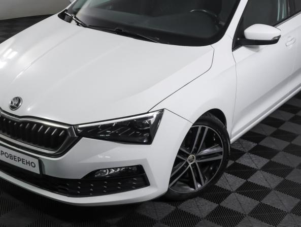 Skoda Rapid II с пробегом 2022 года, цена 1 663 000 рублей, 96241 км, лифтбек, Автокод Объявления