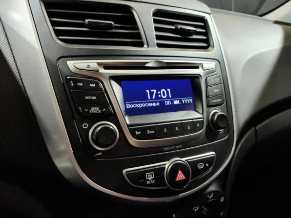 Hyundai Solaris I Рестайлинг с пробегом 2015 года, цена 999 000 рублей, 156587 км, седан, Автокод Объявления