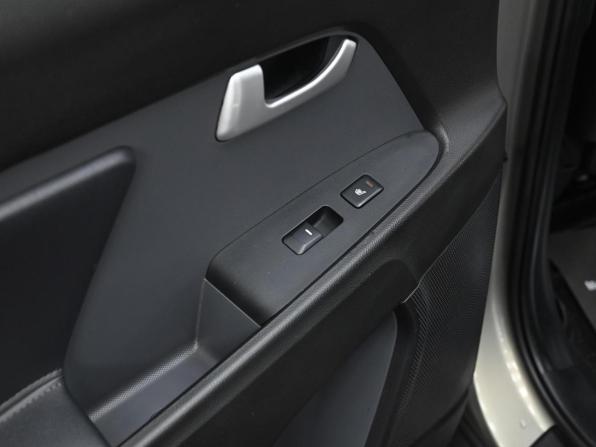 Kia Sportage III Рестайлинг с пробегом 2014 года, цена 1 299 000 рублей, 186000 км, внедорожник, Автокод Объявления