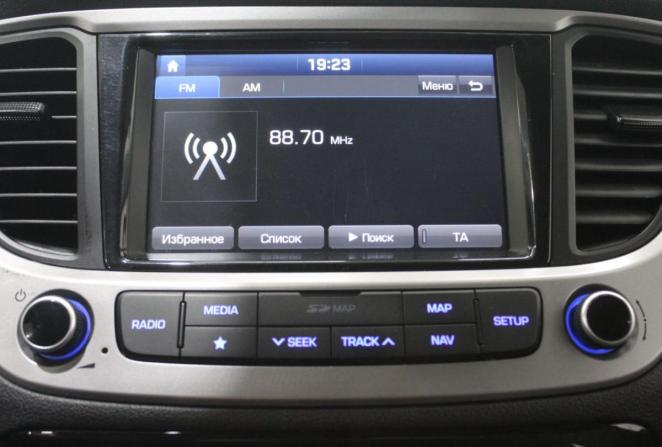 Hyundai Solaris II с пробегом 2018 года, цена 1 030 000 рублей, 191019 км, седан, Автокод Объявления