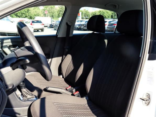 Volkswagen Polo V Рестайлинг с пробегом 2019 года, цена 1 397 000 рублей, 57292 км, седан, Автокод Объявления