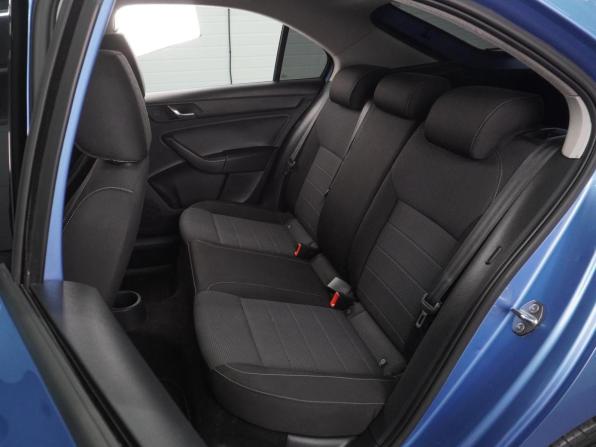 Skoda Rapid I с пробегом 2014 года, цена 1 219 000 рублей, 119603 км, лифтбек, Автокод Объявления