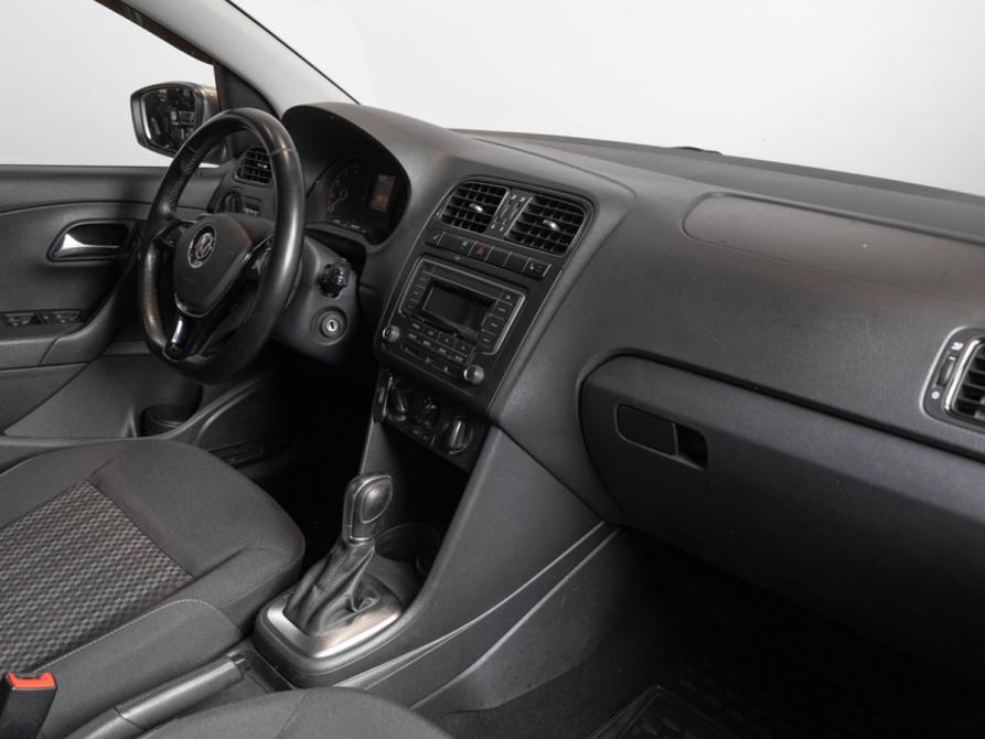 Volkswagen Polo V Рестайлинг Казань  - изображение 7