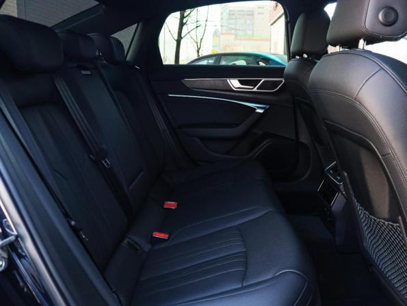 Audi A6 V (C8) с пробегом 2022 года, цена 5 150 000 рублей, 37957 км, седан, Автокод Объявления