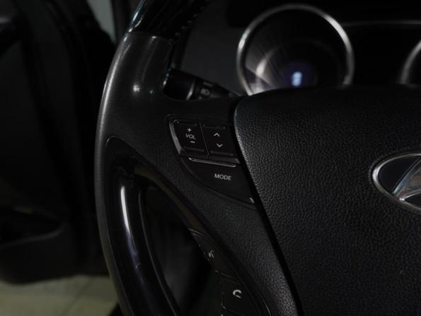 Hyundai Sonata VI (YF) с пробегом 2010 года, цена 959 000 рублей, 338536 км, седан, Автокод Объявления