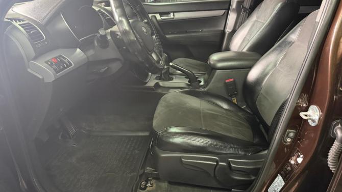 Kia Sorento II Рестайлинг с пробегом 2013 года, цена 1 400 000 рублей, 184551 км, внедорожник, Автокод Объявления