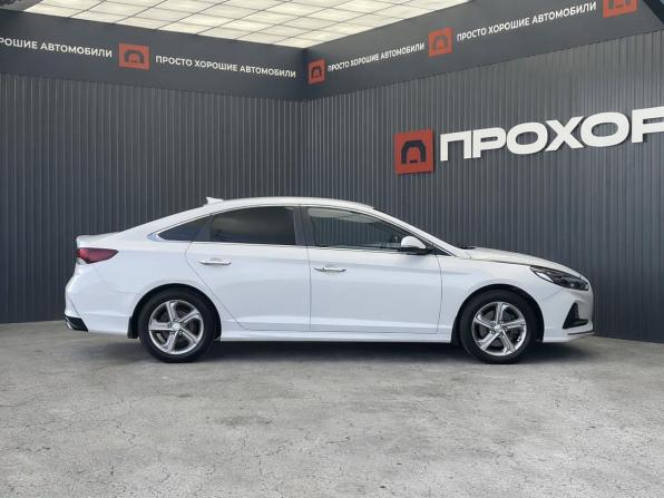 Hyundai Sonata VII (LF) Рестайлинг с пробегом 2018 года, цена 1 757 000 рублей, 144479 км, седан, Автокод Объявления