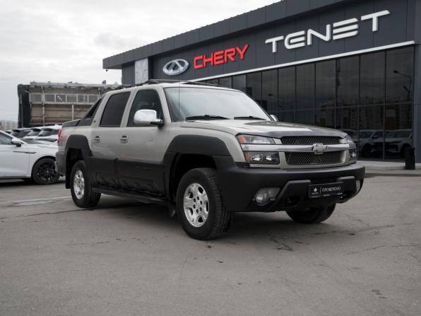 Chevrolet Avalanche I с пробегом 2002 года, цена 1 145 000 рублей, 243906 км, пикап, Автокод Объявления