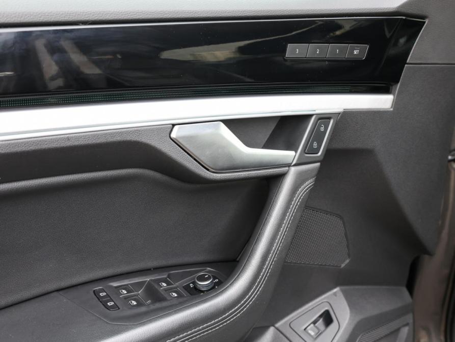 Volkswagen Touareg III Москва  - изображение 24