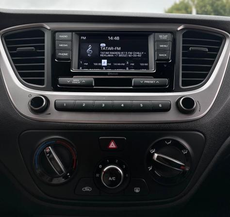 Hyundai Solaris II с пробегом 2018 года, цена 1 360 000 рублей, 154446 км, седан, Автокод Объявления