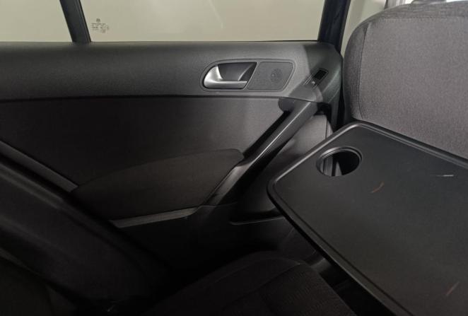 Volkswagen Tiguan I Рестайлинг с пробегом 2015 года, цена 1 470 000 рублей, 212000 км, внедорожник, Автокод Объявления