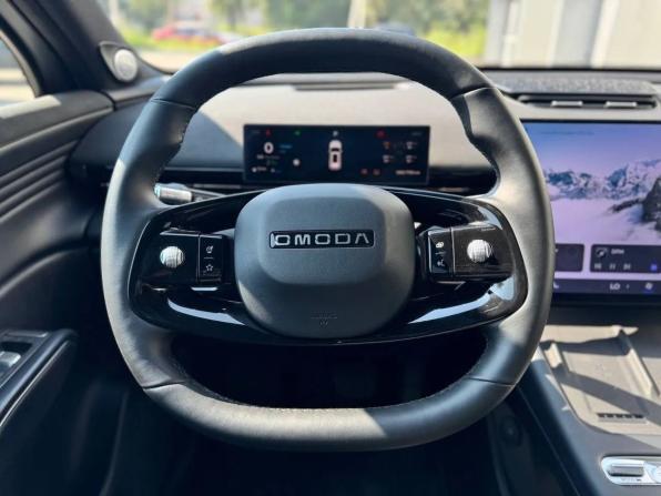 Omoda C7 с пробегом 2025 года, цена 2 690 000 рублей, 5100 км, внедорожник, Автокод Объявления