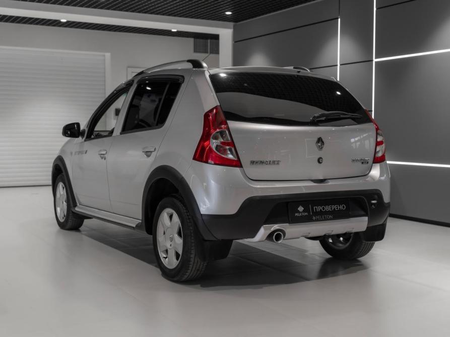 Renault Sandero I Москва  - изображение 4