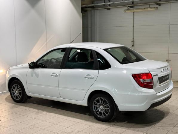 Lada (ВАЗ) Granta I Рестайлинг с пробегом 2023 года, цена 865 000 рублей, 53000 км, седан, Автокод Объявления