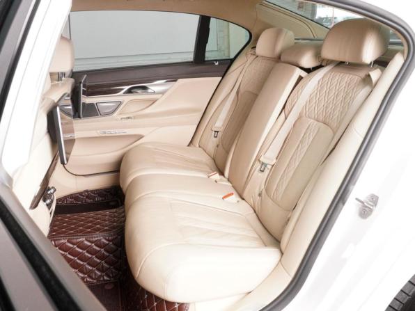 BMW 7 серии VI (G11/G12) с пробегом 2015 года, цена 3 565 000 рублей, 131521 км, седан, Автокод Объявления