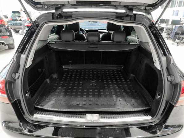 Mercedes-Benz C-Класс IV (W205) Рестайлинг с пробегом 2019 года, цена 2 550 000 рублей, 143653 км, универсал, Автокод Объявления