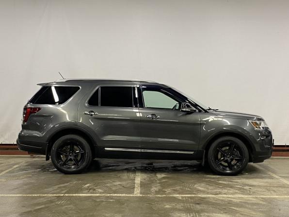 Ford Explorer V Рестайлинг 2 с пробегом 2018 года, цена 3 579 000 рублей, 107500 км, внедорожник, Автокод Объявления