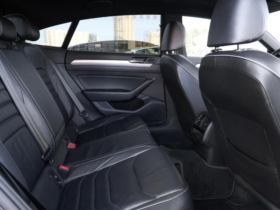 Volkswagen Arteon I Москва  - изображение 12