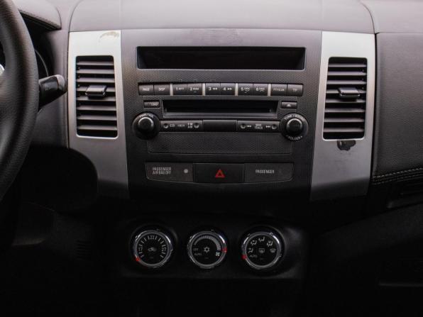 Mitsubishi Outlander II Рестайлинг с пробегом 2010 года, цена 870 000 рублей, 198974 км, внедорожник, Автокод Объявления