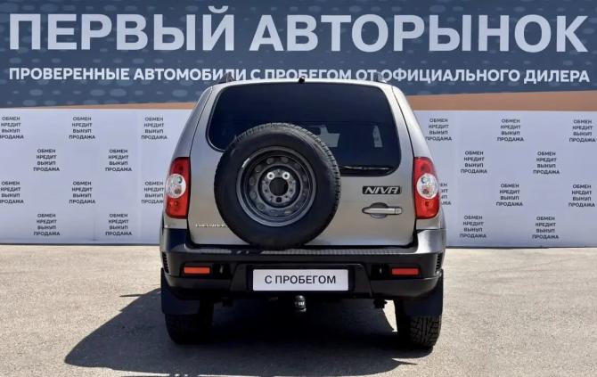 Chevrolet Niva I Рестайлинг с пробегом 2018 года, цена 849 900 рублей, 95322 км, внедорожник, Автокод Объявления