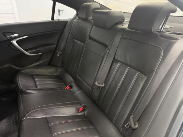 Opel Insignia I с пробегом 2010 года, цена 950 000 рублей, 240343 км, седан, Автокод Объявления