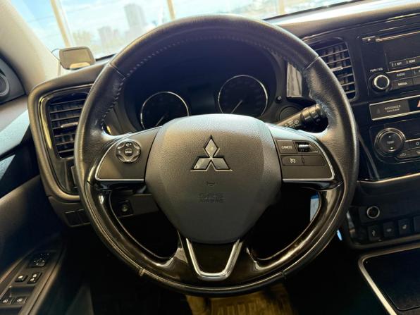 Mitsubishi Outlander III Рестайлинг 2 с пробегом 2018 года, цена 1 975 000 рублей, 97526 км, внедорожник, Автокод Объявления