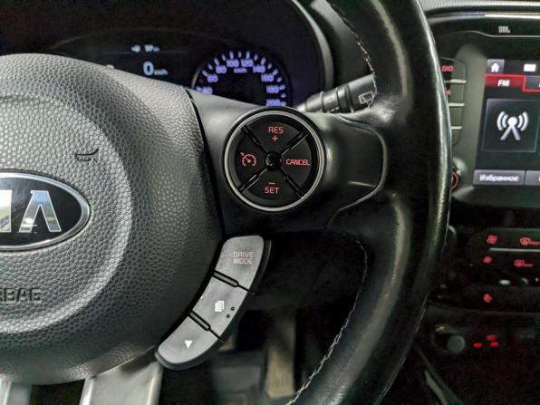 Kia Soul II Рестайлинг с пробегом 2017 года, цена 1 740 000 рублей, 95500 км, хэтчбек, Автокод Объявления