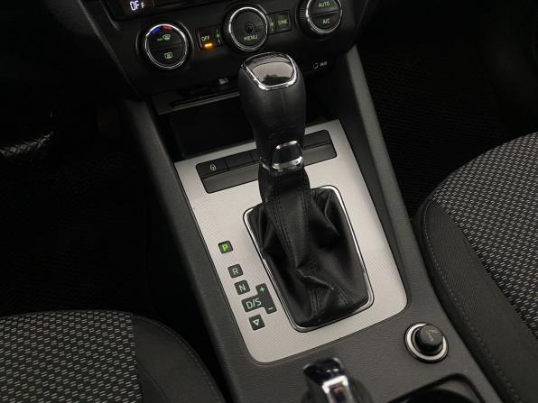Skoda Octavia III (A7) с пробегом 2016 года, цена 1 195 000 рублей, 251522 км, лифтбек, Автокод Объявления