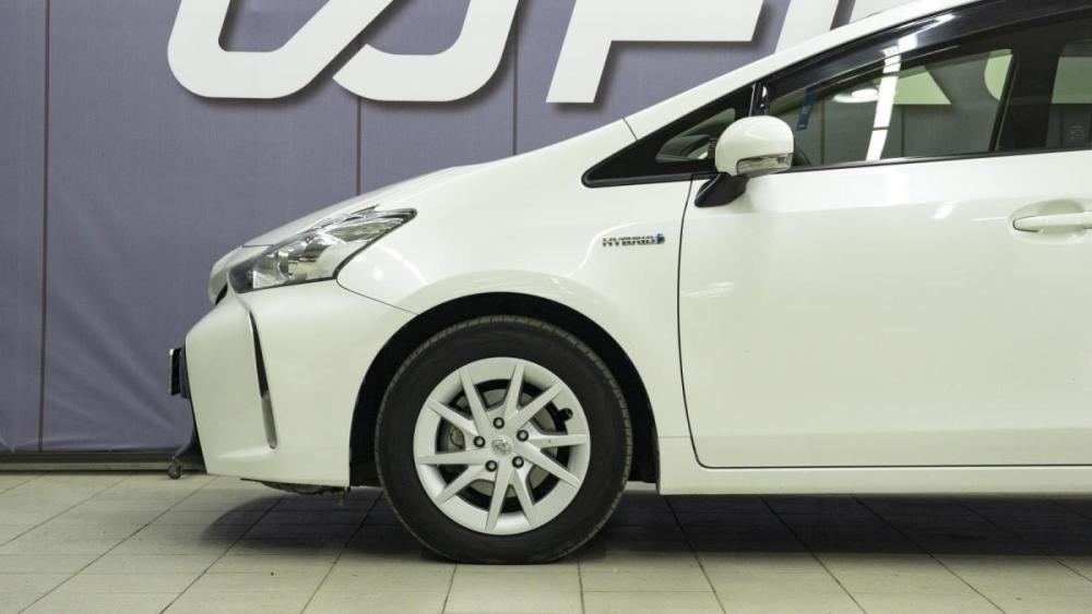 Toyota Prius Alpha I (ZVW40/41) Рестайлинг Благовещенск  - изображение 12