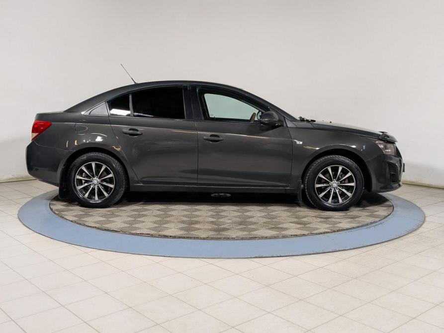 Chevrolet Cruze I Рестайлинг Екатеринбург  - изображение 9