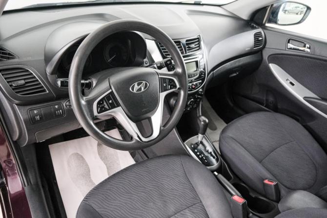 Hyundai Solaris I с пробегом 2012 года, цена 949 000 рублей, 143000 км, седан, Автокод Объявления